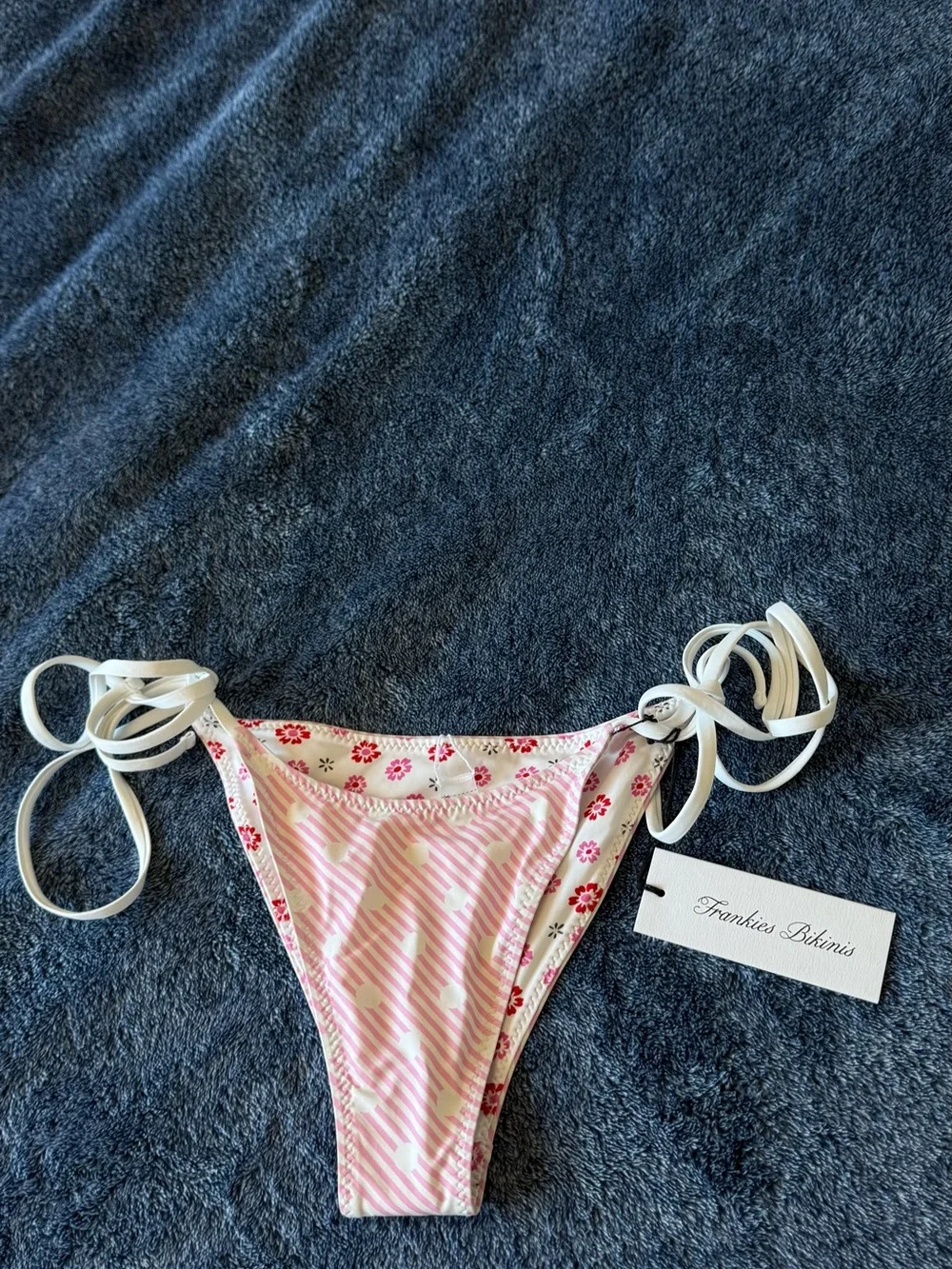 NWT Frankies Bikinis Pink Striped & Floral Triangle Bikini in Sprinkles👙🧁🌸🩷🤍